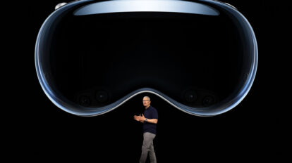 Apple Eyes iPhone-Powered Vision Device